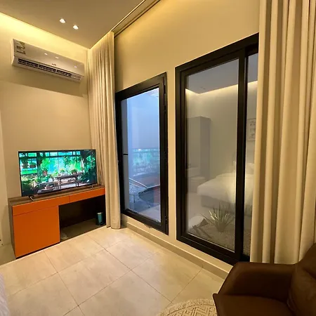 Cosy Studio In Al Malqa With Terrace, Prime Location, Self Check-In